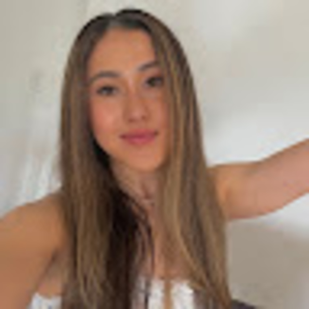 Meet your Posher, Aysia